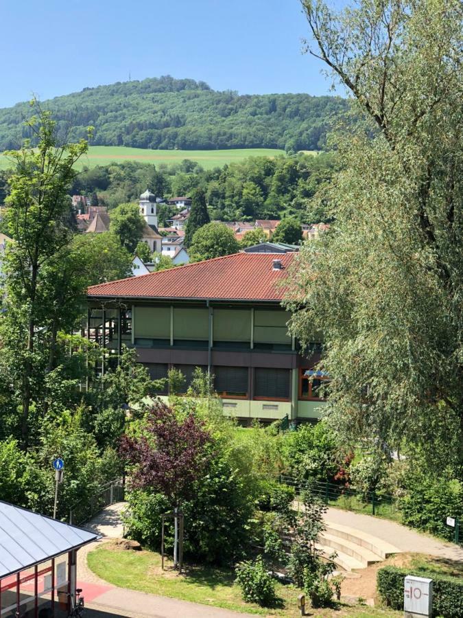 Hotel & Restaurant Gruener Baum Merzhausen Esterno foto